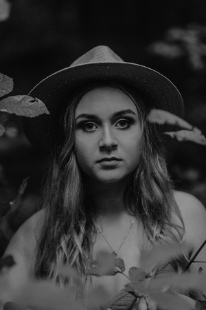 whitlingphotography-2019-maddie-bw-75